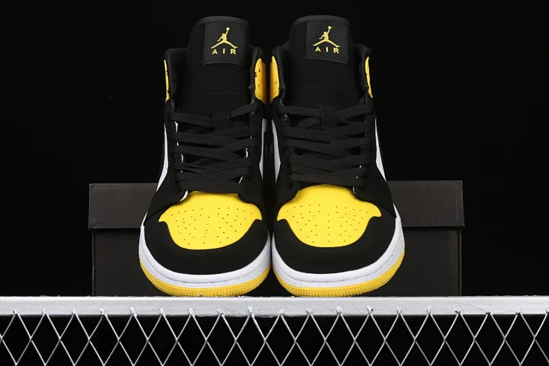 All categories Air Jordan Jordan series basketball shoes Air Jordan 1 Mid Air Jordan 1 Mid SE "Yellow Toe" AJ1 Joe 1 mid-top series basketball shoes 852542-071